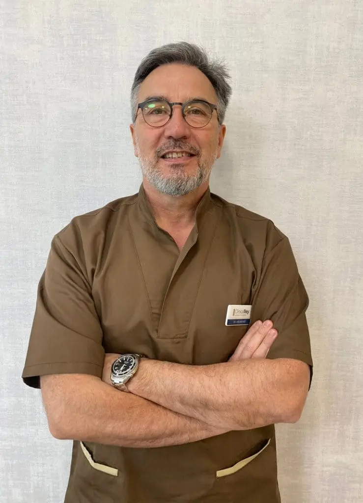 Dr. Avelino Rey